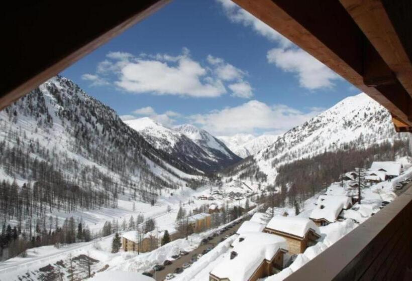 带1个卧室带观景的公寓, Résidence Les Terrasses D Isola 2000