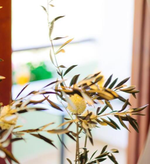 Номер Стандарт Боковой Вид на Море, Alianthos Garden