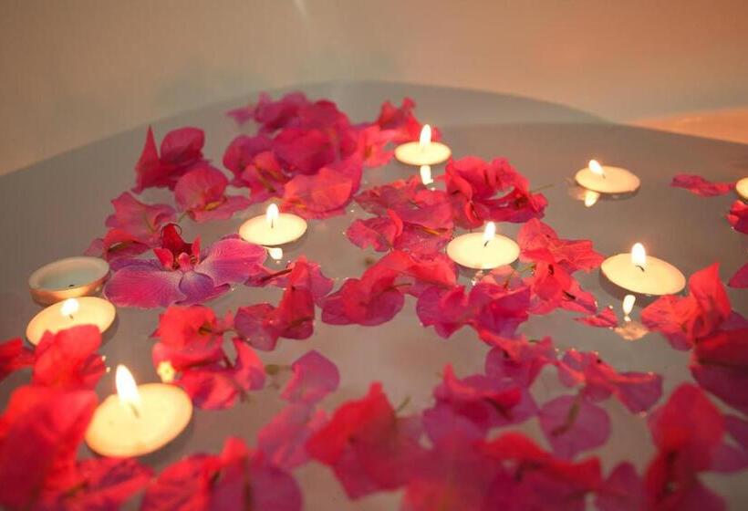 スーペリアトリプルルーム, Alianthos Garden