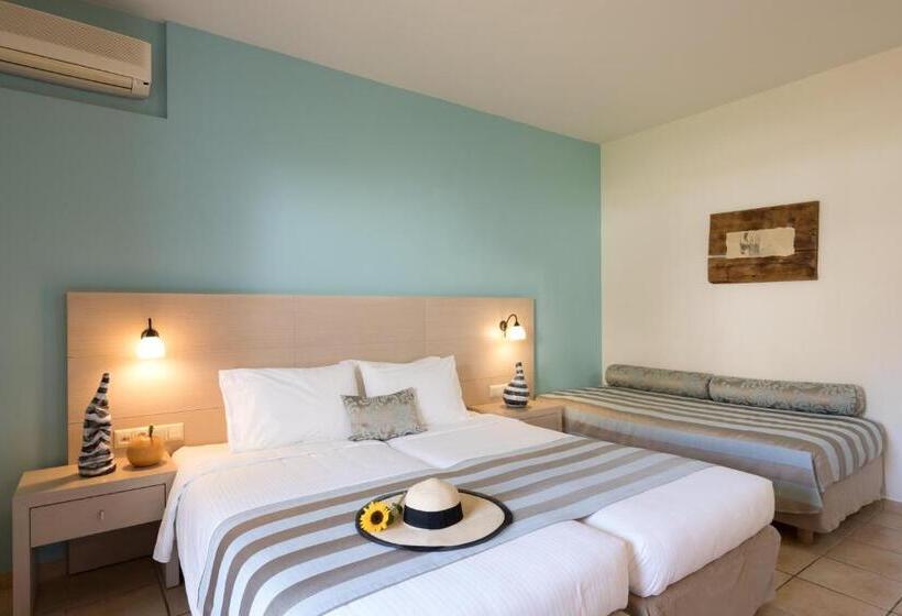 スーペリアトリプルルーム, Alianthos Garden