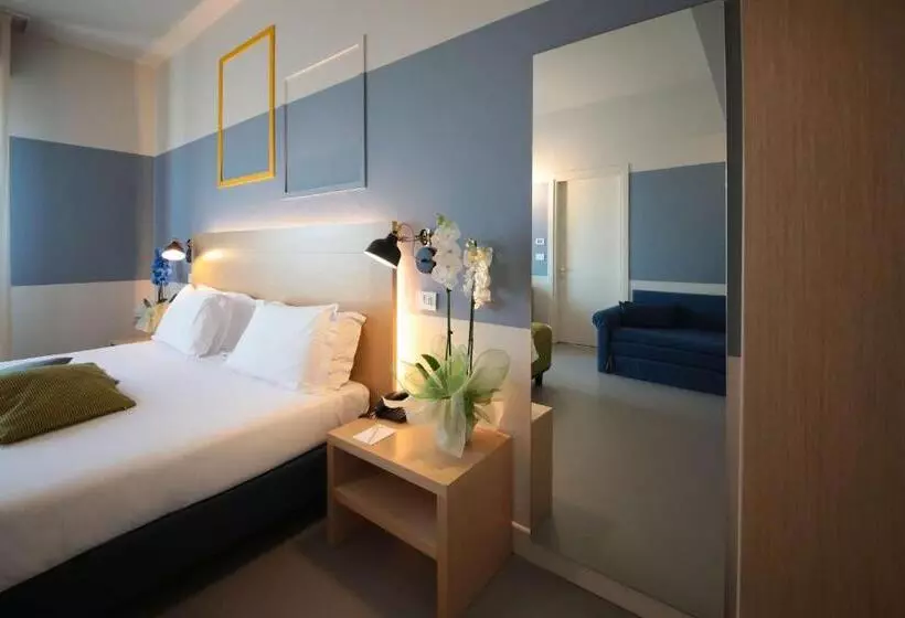 Standard Kolmen Hengen Huone, B&B HOTEL Mantova Cristallo