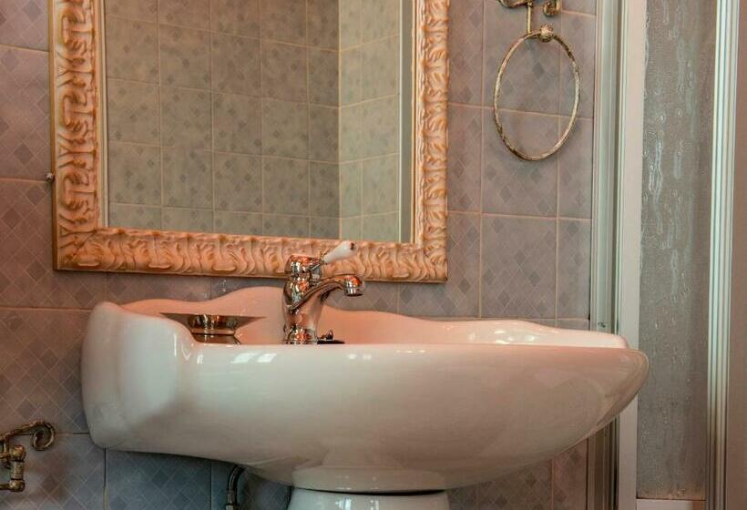 高级大房间, Château De L Abbaye   Teritoria