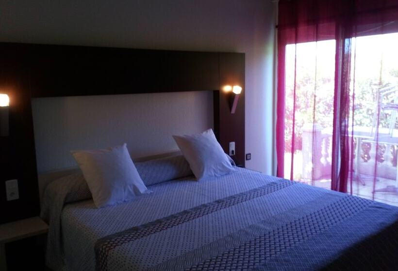 חדר סטנדרט נוף לגינה, Helios