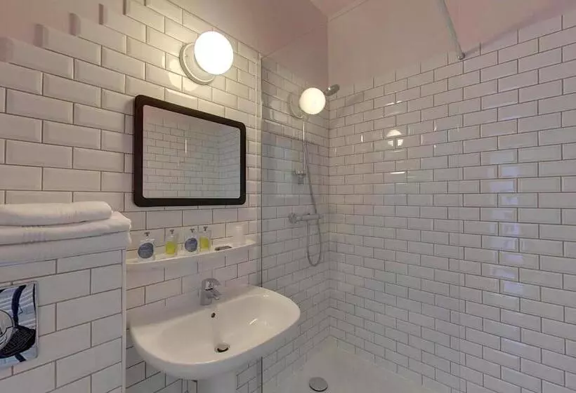Standard Yhden Hengen Huone, Hôtel L Orque Bleue