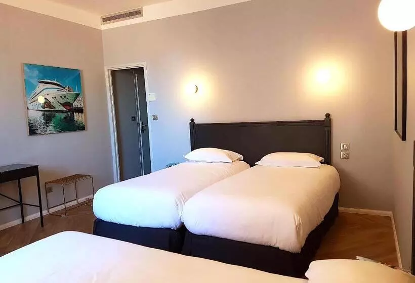Standard Neljän Hengen Huone, Hôtel L Orque Bleue