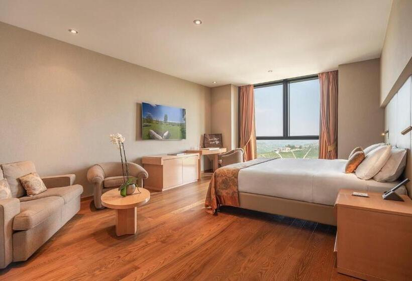 Полулюкс, Il Boscareto Resort & Spa