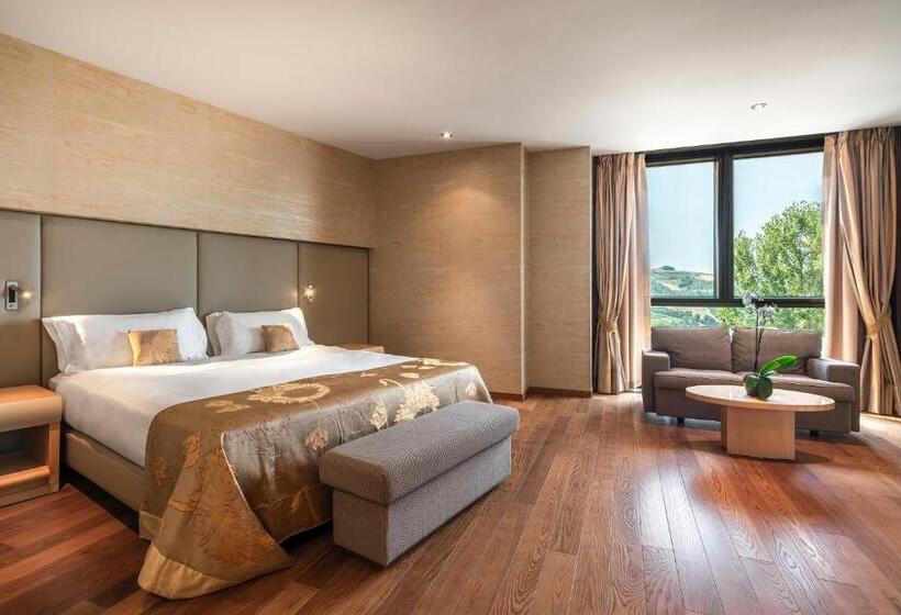 Полулюкс, Il Boscareto Resort & Spa