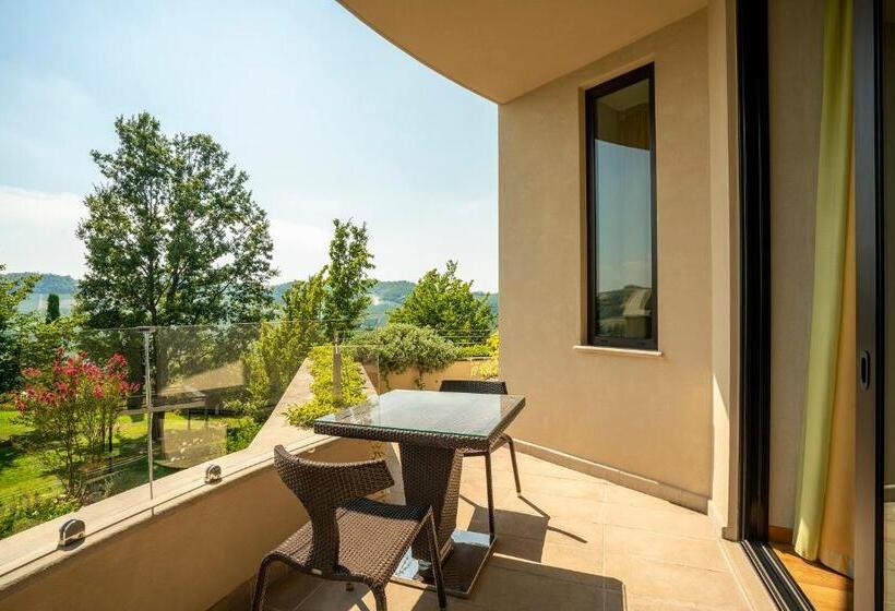 Люкс Повышенной Комфортности, Il Boscareto Resort & Spa