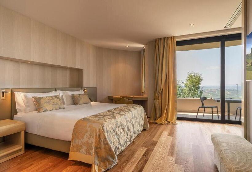 Люкс с Балконом, Il Boscareto Resort & Spa