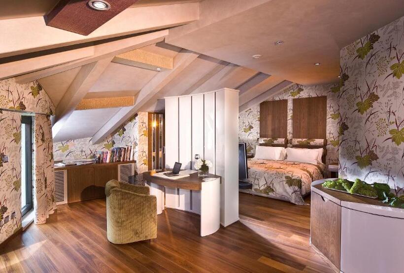 Полулюкс Одноместный с Террасой, Il Boscareto Resort & Spa