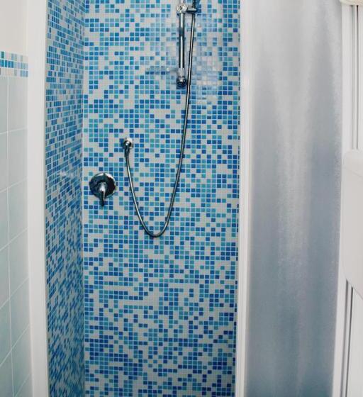 חדר קומפורט, Jolie