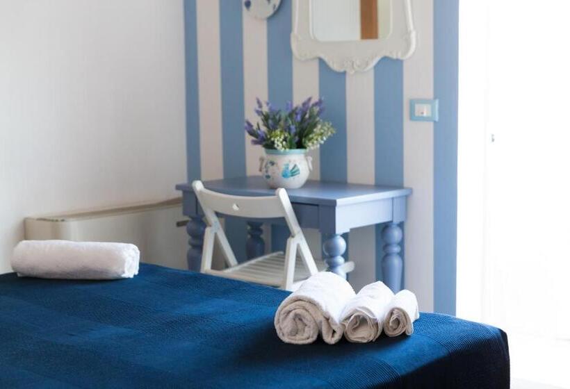 חדר סופריור, Jolie