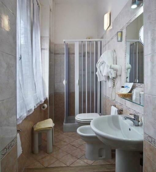 اتاق استاندارد, La Torre