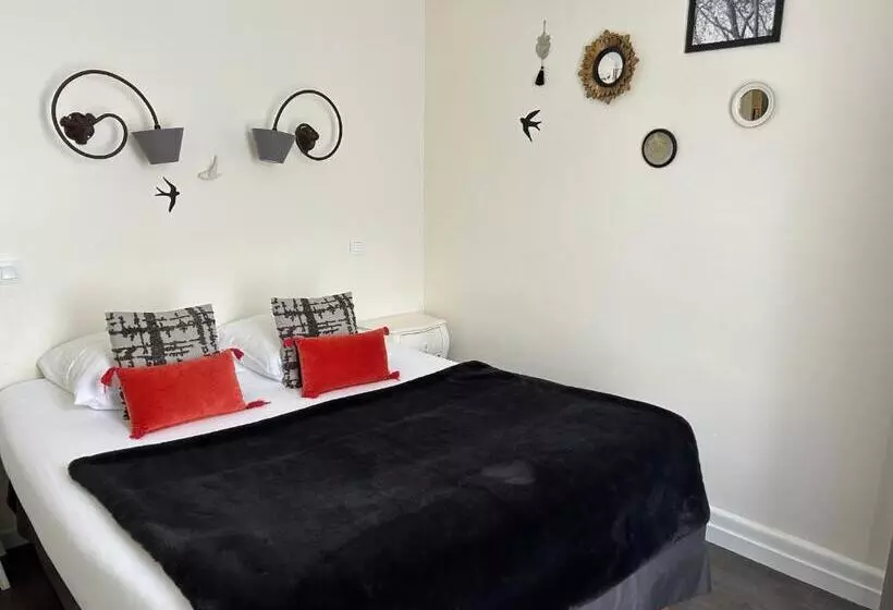 Chambre Standard, Le Grand Hôtel Mont Dore