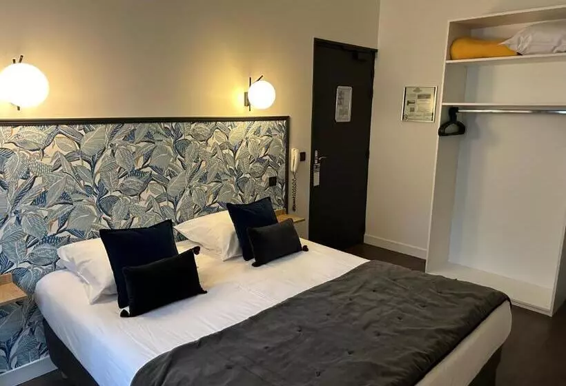 Chambre Standard Adaptée aux Personnes à Mobilité Réduite, Le Grand Hôtel Mont Dore