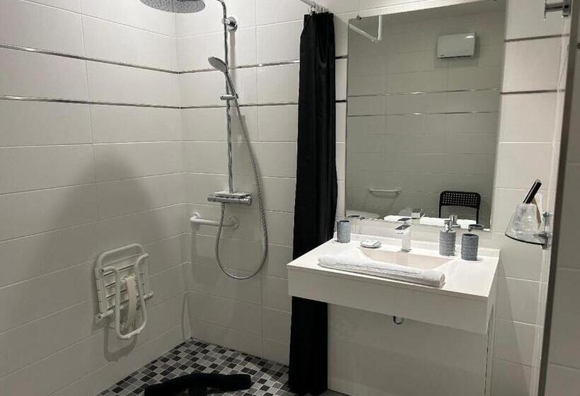 Номер Стандарт Адаптированный для Инвалидов, Le Grand Hôtel Mont Dore