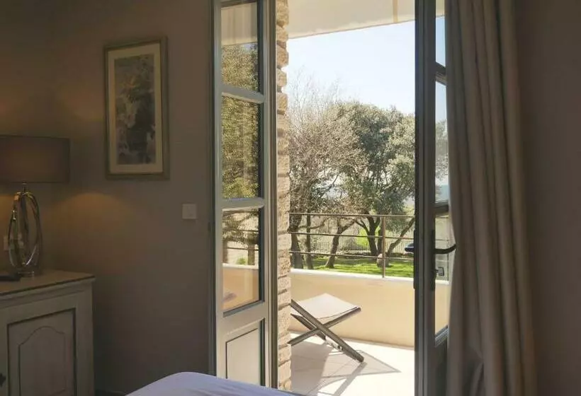 اتاق راحتی, Le Jas De Gordes