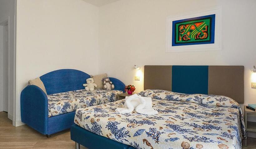 측면 바다 전망 스탠다드 3인룸, Manila