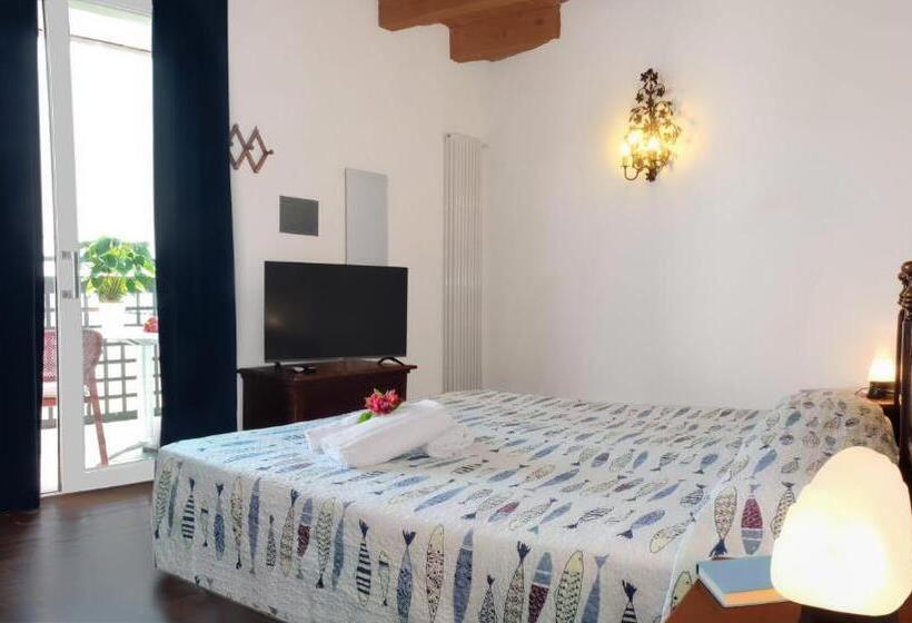 2침실 아파트 측면 바다 전망, Manila