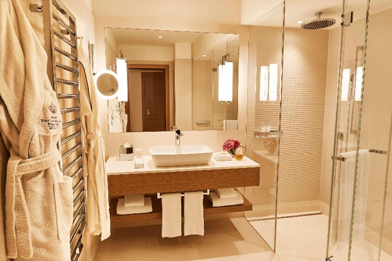 스탠다드 4인용 룸 측면 바다 전망, Manila