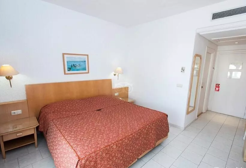 اتاق استاندارد سه نفره, City Business Monastir Center