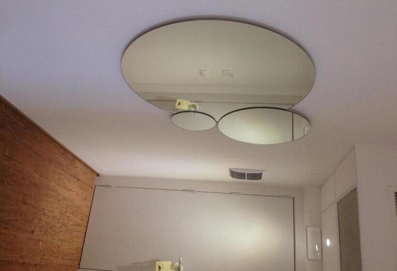 اتاق راحتی, Piero Della Francesca