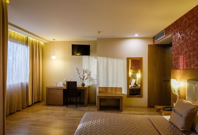 디럭스 룸, Sky Hotel Tirana