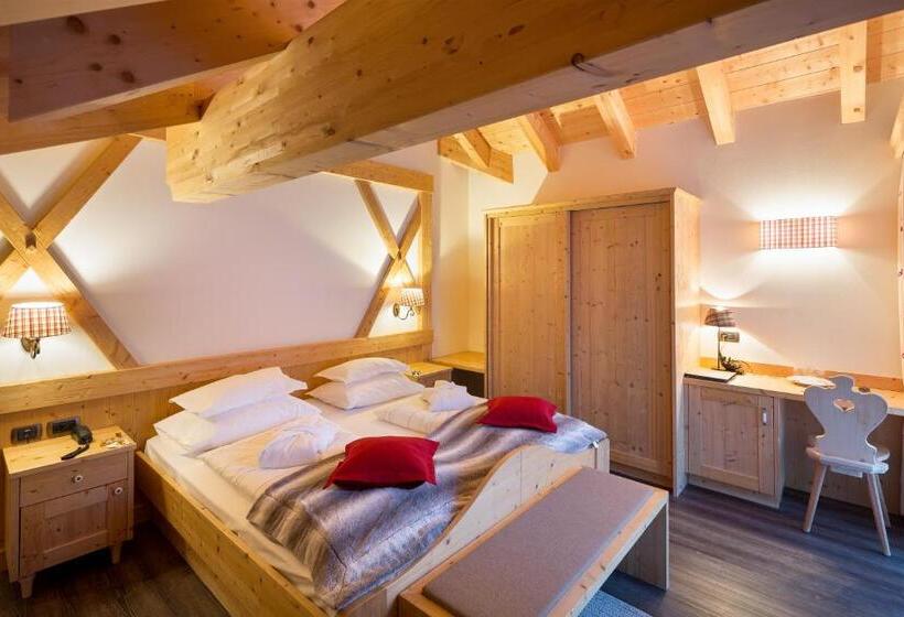 Номер Economy, Somont