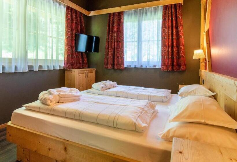 Апартаменты 2 Спальни, Somont