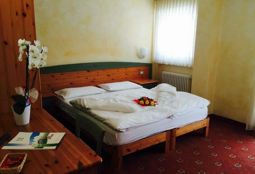 غرفة قياسية, Stella Montis