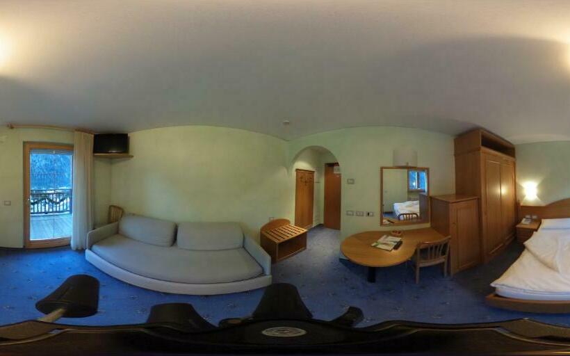 غرفة قياسية, Stella Montis