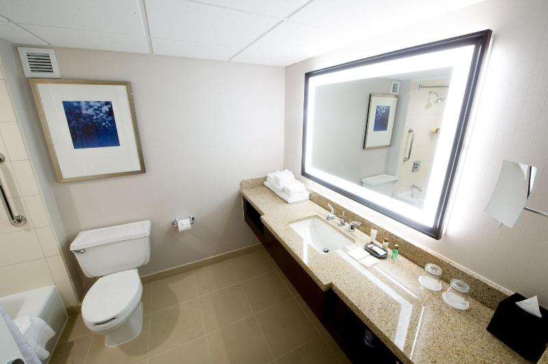 جناح جونيور, Stella Montis