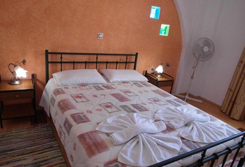 패밀리 아파트, Sun City