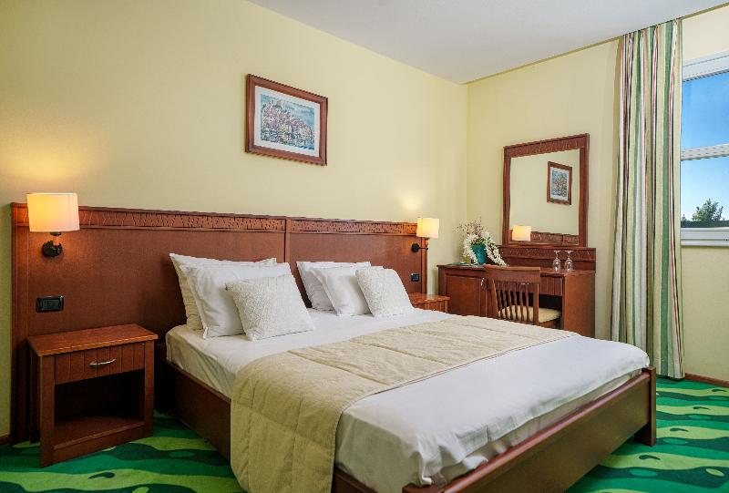 جناح سوبيريور, Vrata Krke