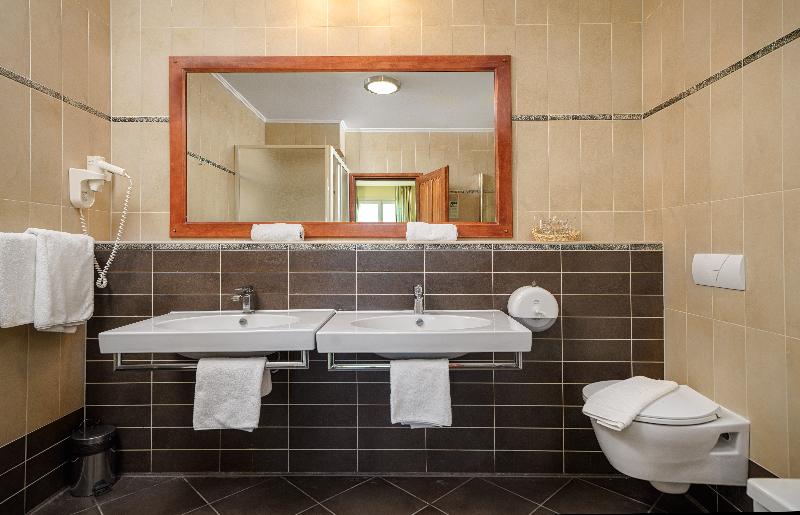 جناح, Vrata Krke