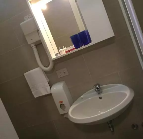 Standard Kolmen Hengen Huone Parveke, La Maison By Hotel Aldebaran
