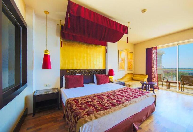 스탠다드 트리플 발코니 룸, Horus Paradise Resort - All Inclusive