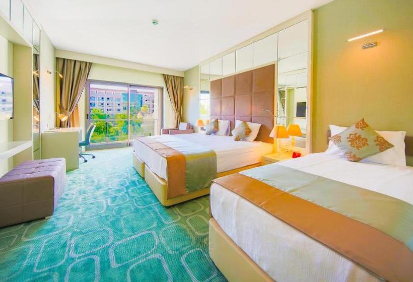 수피리어 트리플 룸, Horus Paradise Resort - All Inclusive