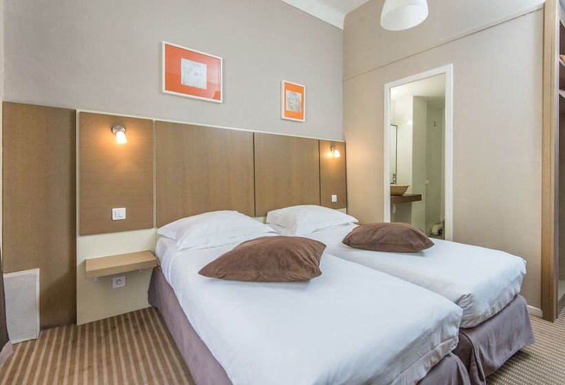 חדר סטנדרט, Amiraute