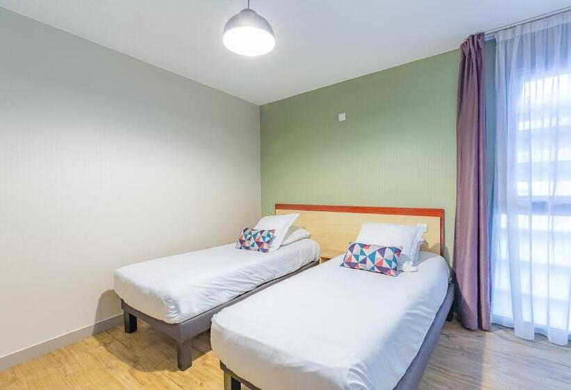 Студия Стандарт, Appart City Classic Angoulême Centre