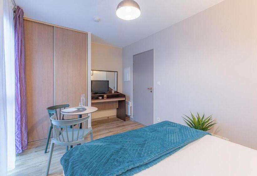 带双人床的标准工作室, Appart City Classic Angoulême Centre