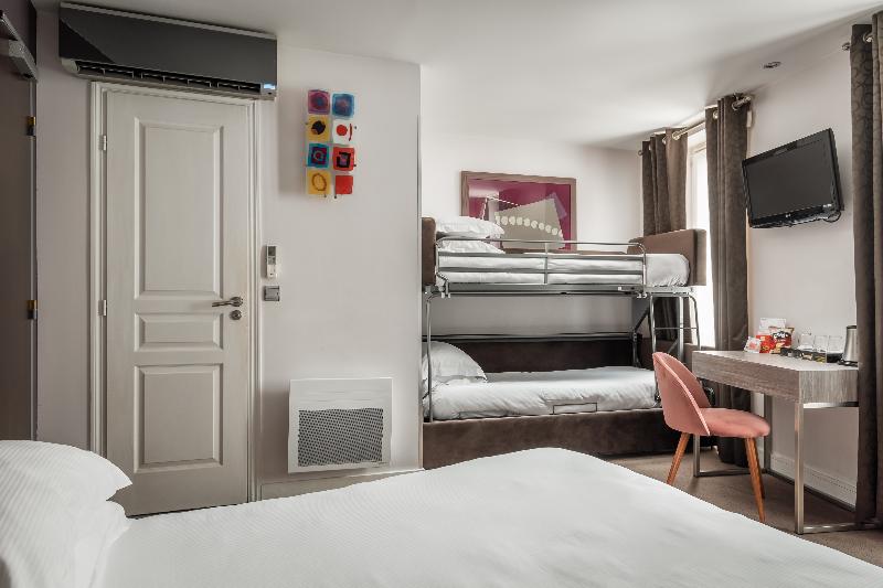 Номер Стандарт Трехместный, Arc De Triomphe