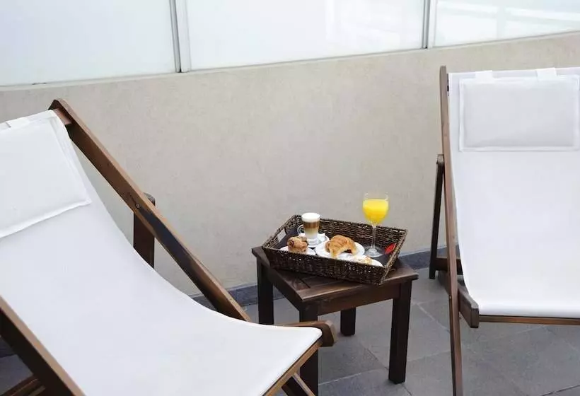 سوئیت با بالکن, Awwa Suites & Spa