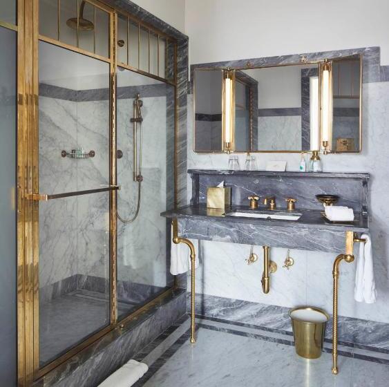 اتاق لوکس, The Hotel Chelsea