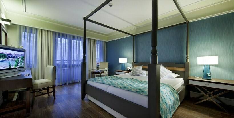 اتاق خانوادگی, Club Grand Side Amazon Water World   All Inclusive