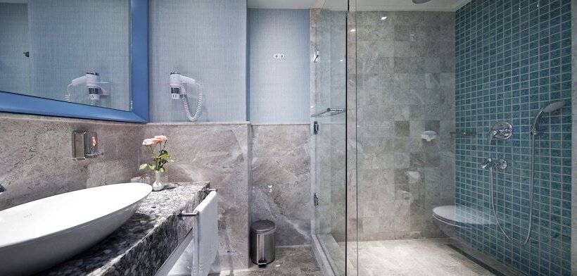 اتاق خانوادگی, Club Grand Side Amazon Water World   All Inclusive