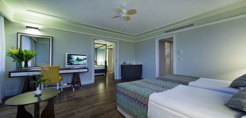 اتاق خانوادگی, Club Grand Side Amazon Water World   All Inclusive