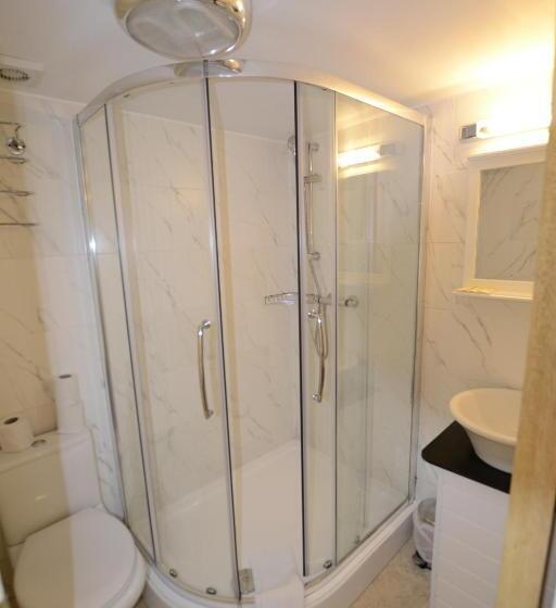 スタンダードシングルルーム, Cranbrook