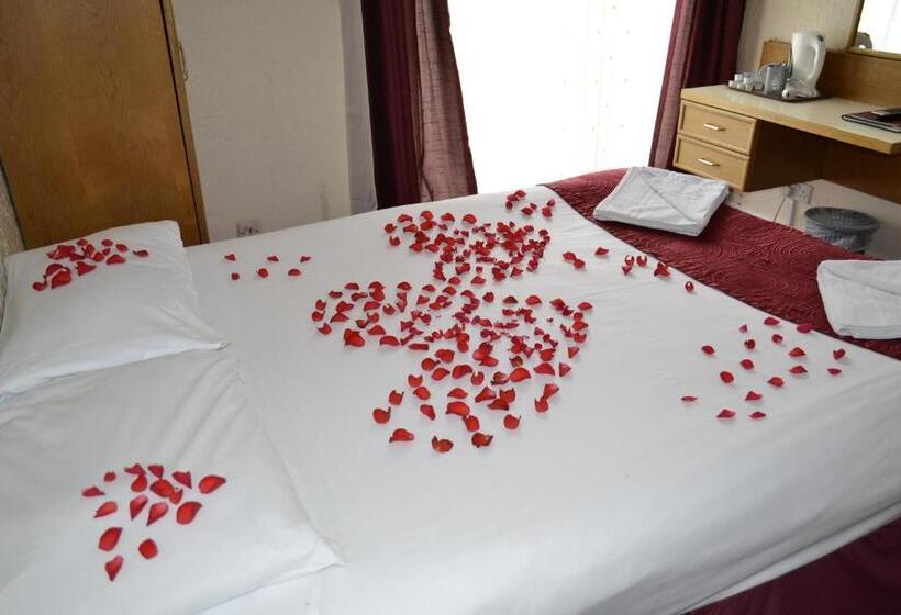 スタンダードルーム, Cranbrook