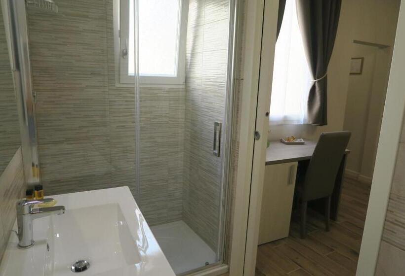 اتاق استاندارد, Elisa Guest House